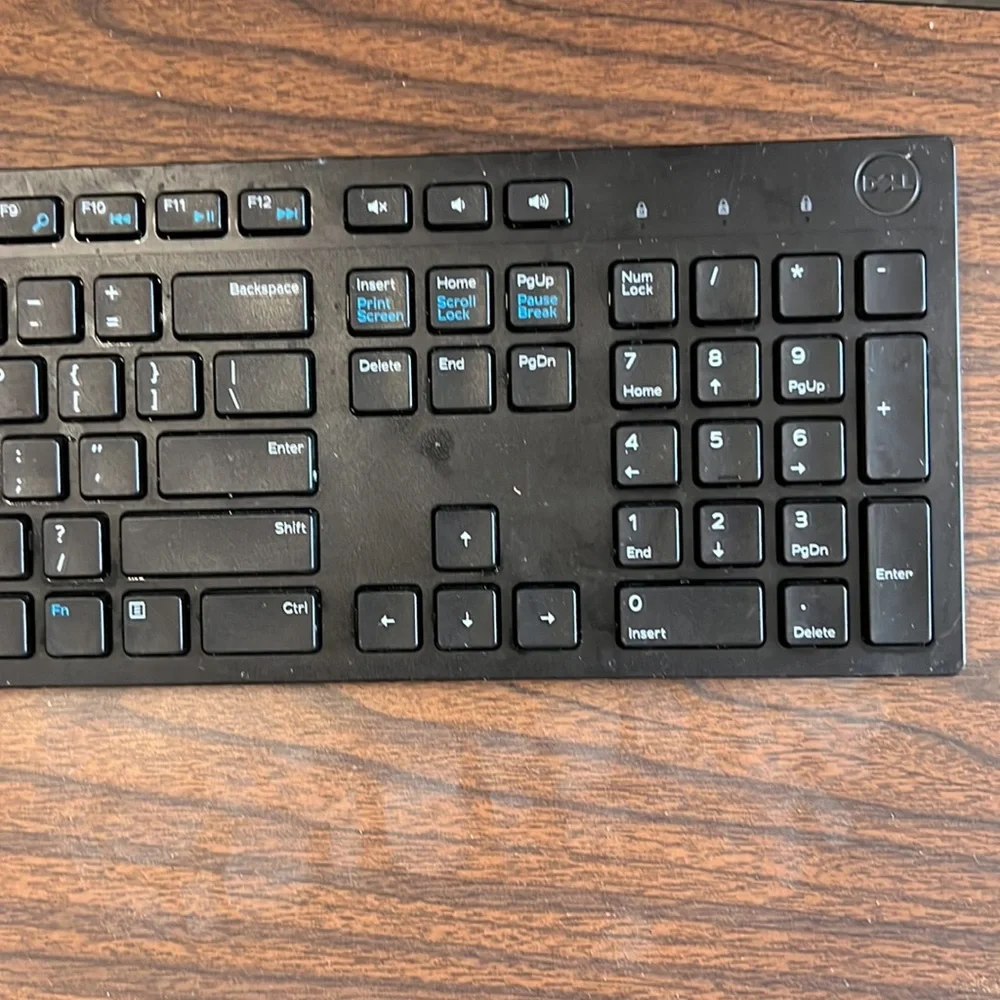 Dell WK636P Wireless Keyboard (Keyboard Only / Universal Receiver NOT Included)